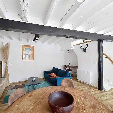 公寓 Marloj'home Private Maisonette 贡比涅